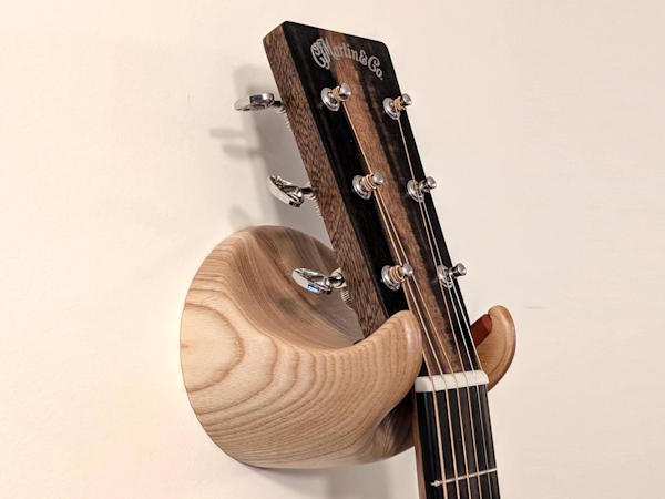 Contour Guitar Hanger Product